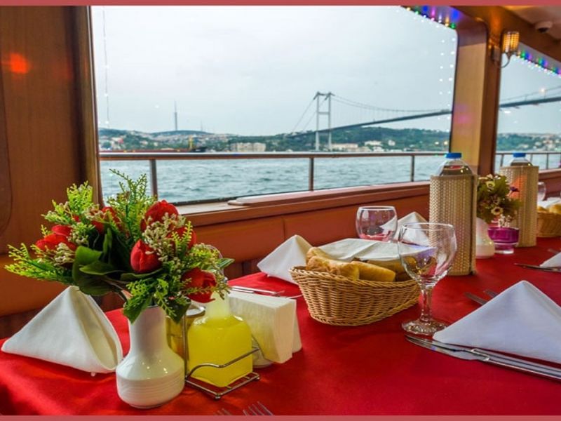 Bosphorus Dinner Cruise